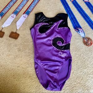 Quatro Gymnastics Leo